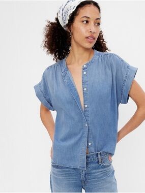 GAP Light Blue Denim Shirred Button-Front Shirt